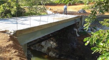 Pontes e Passarelas Metálicas